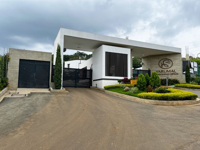 Lote en venta en Pance, Cali, 1434 m² · foto 5 de 9