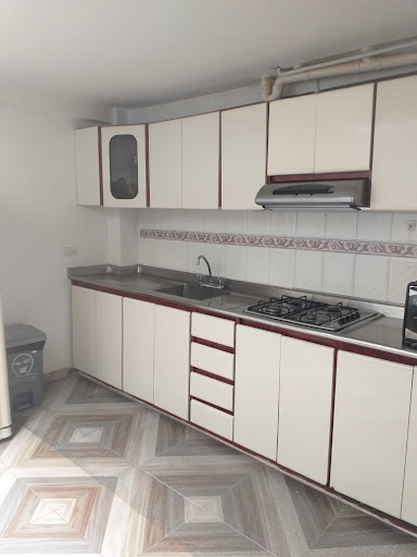 Casa en venta en Villas De Granada, Bogotá · foto 6 de 24