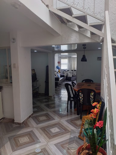 Casa en venta en Villas De Granada, Bogotá · foto 7 de 24