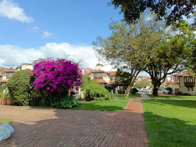 Casa de 4 alcobas en venta en Colina Campestre, Bogotá, 270 m² · foto 3 de 23