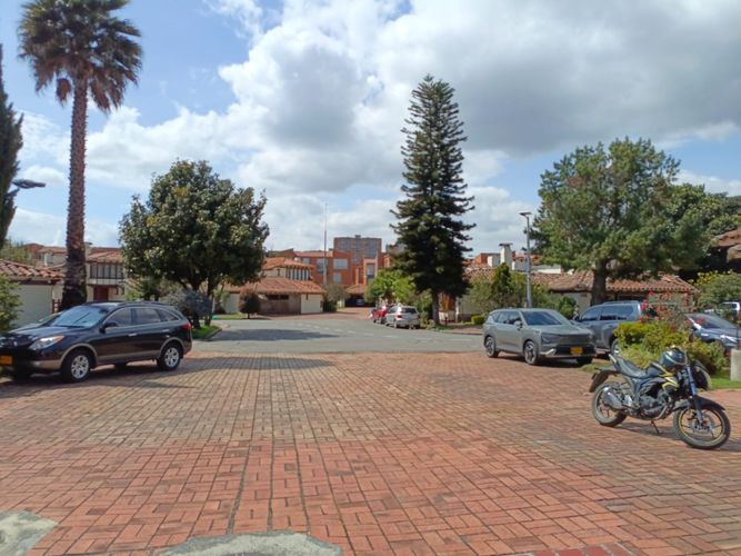 Casa de 4 alcobas en venta en Colina Campestre, Bogotá, 270 m² · foto 16 de 23