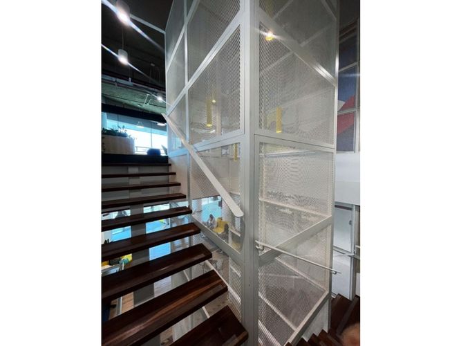 Oficina en arriendo en El Poblado, Medellín, 1912 m² · foto 7 de 8
