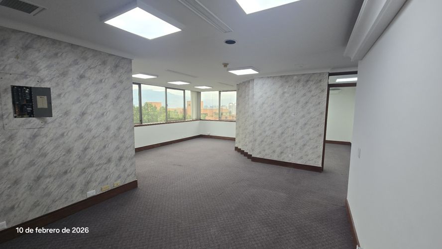 Oficina en arriendo en Milla De Oro, Medellín, 175 m² · foto 2 de 20