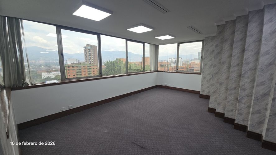 Oficina en arriendo en Milla De Oro, Medellín, 175 m² · foto 3 de 20