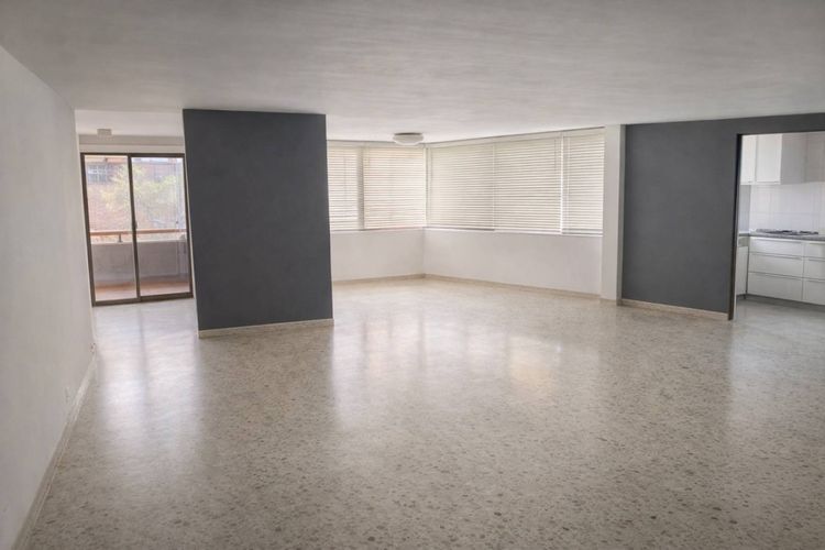 Apartamento de 2 alcobas en venta en Belalcazar, Cali, 150 m² · foto 11 de 11