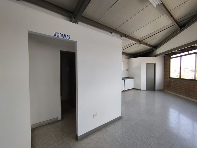 Local en arriendo en El Porvenir, Rionegro, 393 m² · foto 4 de 12
