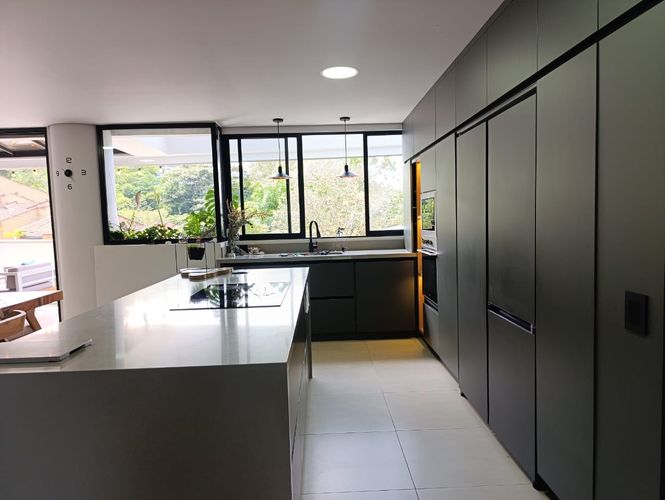 Apartamento en venta en El Poblado, Medellín · foto 7 de 19