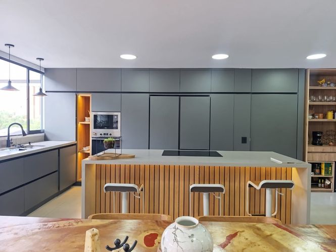 Apartamento en venta en El Poblado, Medellín · foto 6 de 19