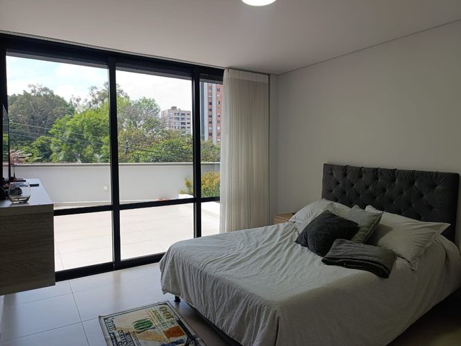 Apartamento en venta en El Poblado, Medellín · foto 14 de 19