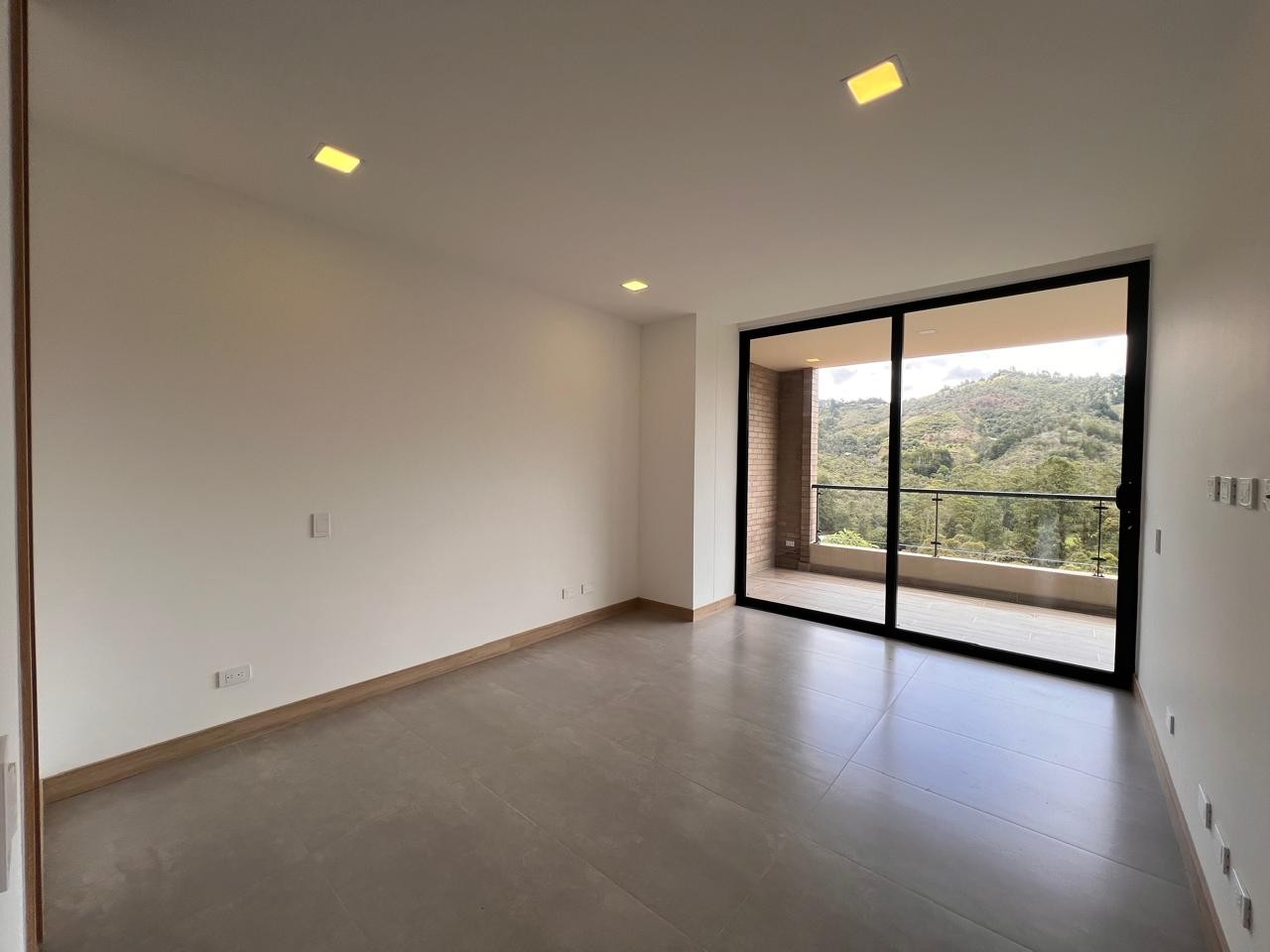 3BR House in Sajonia (326 m²) - 3