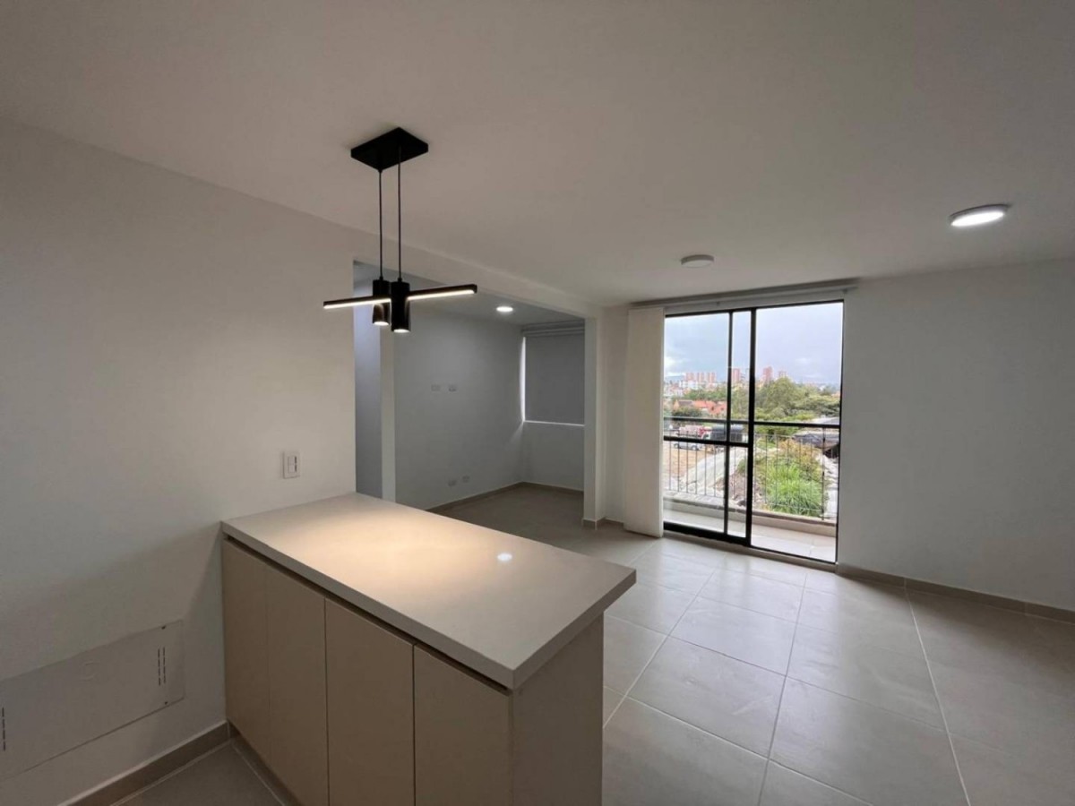Apartamento en arriendo en Cuatro Esquinas, Rionegro · foto 3 de 16
