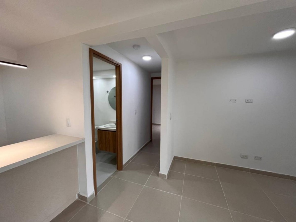 Apartamento en arriendo en Cuatro Esquinas, Rionegro · foto 4 de 16