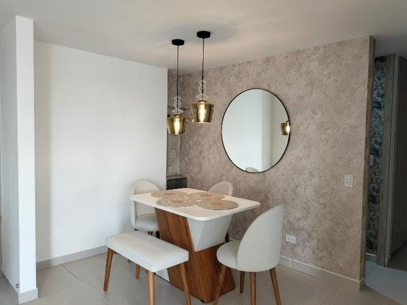 Apartamento en arriendo en El Poblado, Medellín · foto 4 de 19