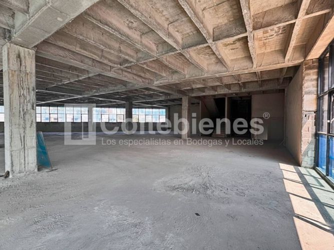 Oficina en arriendo en La Aldea, La Estrella, 860 m² · foto 3 de 6