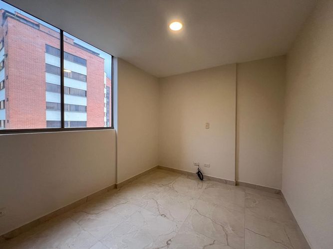Apartamento de 3 alcobas en arriendo en El Poblado, Medellín, 89 m² · foto 9 de 18
