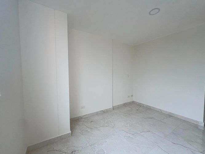 Apartamento de 3 alcobas en arriendo en El Poblado, Medellín, 89 m² · foto 15 de 18