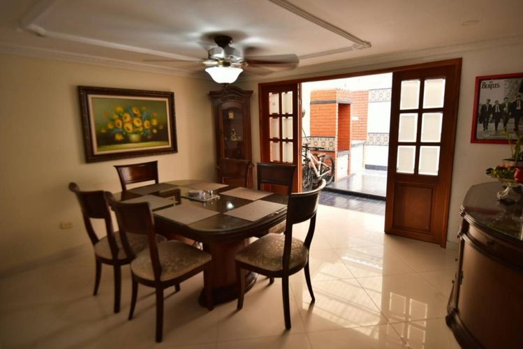 Casa de 4 alcobas en venta en Manga, Cartagena, 226 m² · foto 3 de 20