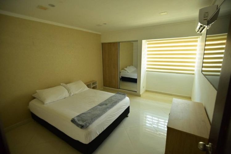 Casa de 4 alcobas en venta en Manga, Cartagena, 226 m² · foto 6 de 20