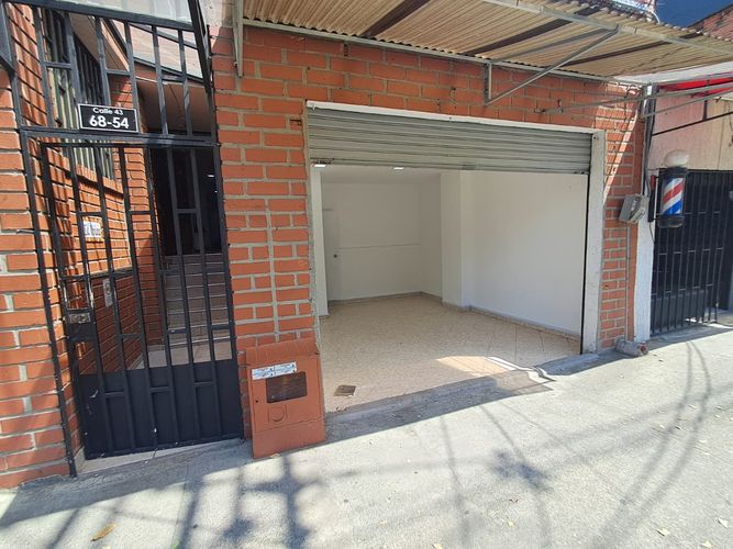 Local en arriendo en San Joaquín, Medellín, 25 m² · foto 2 de 9