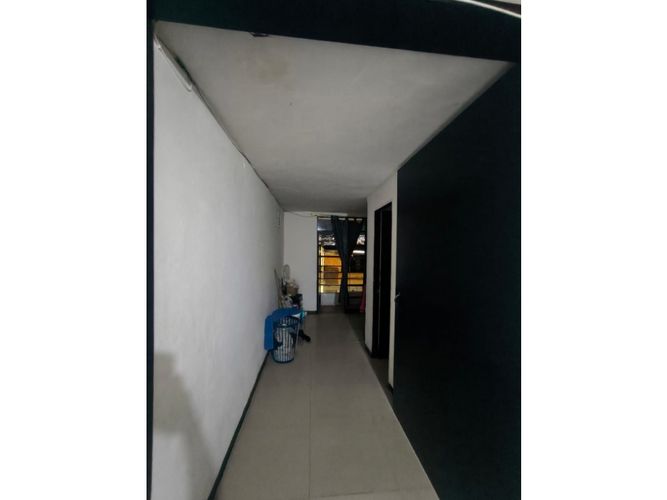 Apartamento en venta en La Milagrosa, Medellín · foto 10 de 19