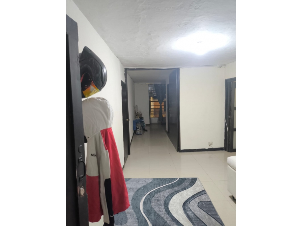 Apartamento en venta en La Milagrosa, Medellín · foto 15 de 19
