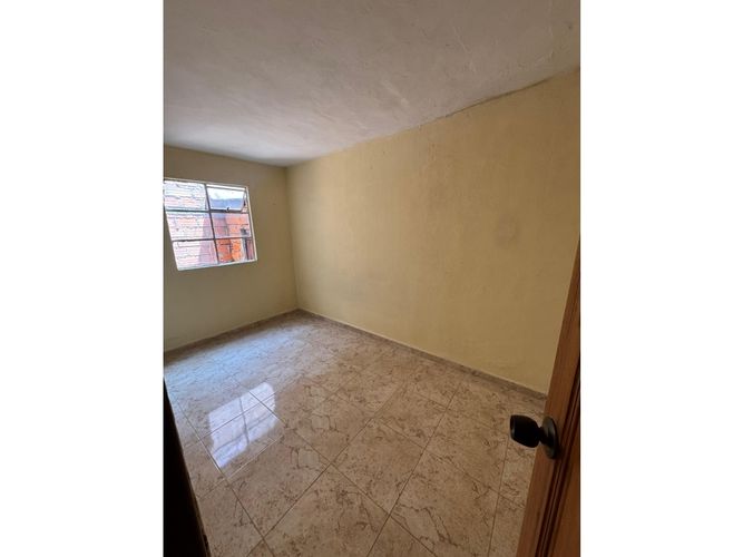 Apartamento en venta en La Milagrosa, Medellín · foto 16 de 19