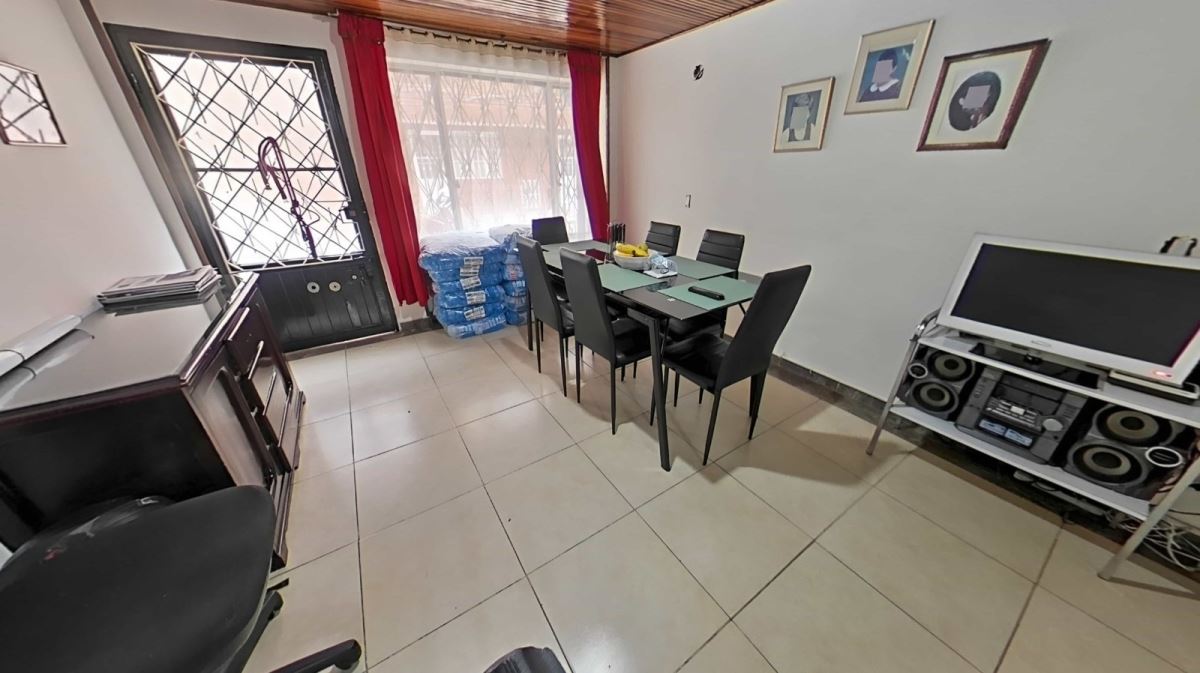 Casa en venta en Pradera Norte, Bogotá · foto 3 de 24