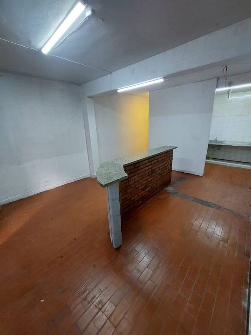 Local en venta en Laureles, Medellín, 37 m² · foto 2 de 6