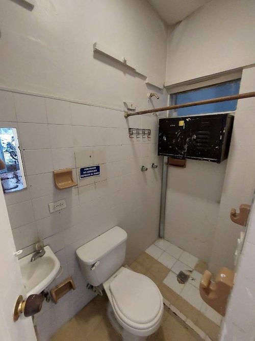 Local en venta en Laureles, Medellín, 37 m² · foto 4 de 6