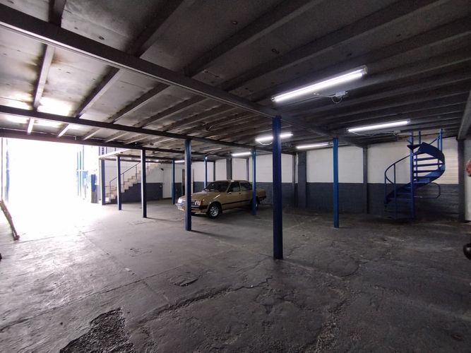 Bodega en arriendo en San Fernando, Itagüí, 890 m² · foto 9 de 14