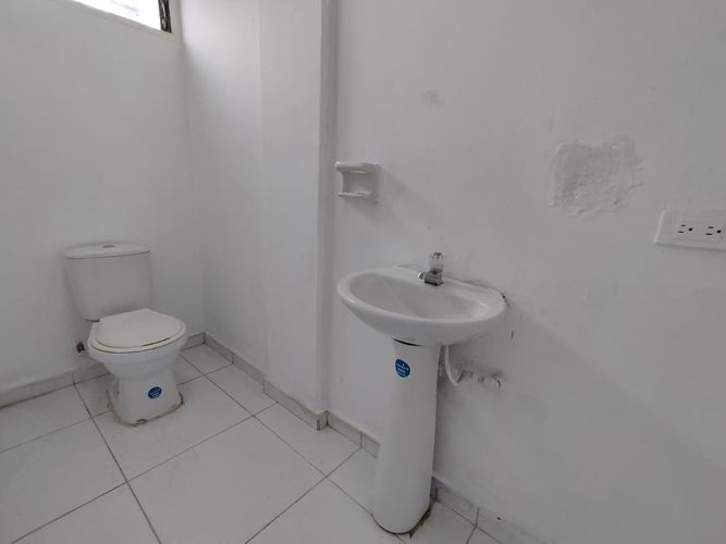 Bodega en arriendo en San Fernando, Itagüí, 890 m² · foto 14 de 14