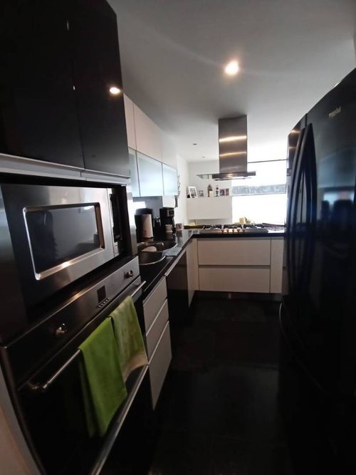 Apartamento de 3 alcobas en venta en La Carolina, Bogotá, 111 m² · foto 15 de 19
