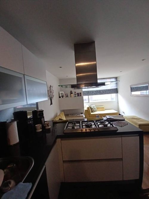 Apartamento de 3 alcobas en venta en La Carolina, Bogotá, 111 m² · foto 17 de 19