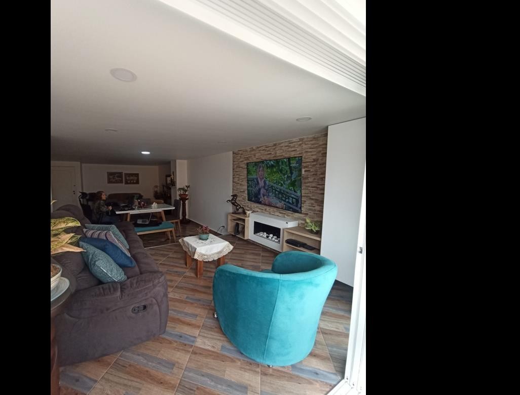 Apartamento en venta en Belén Rosales, Medellín · foto 2 de 14
