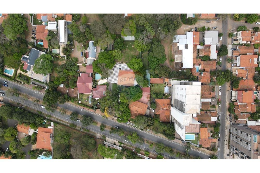 AMPLIO TERRENO IDEAL PARA DESARROLLOS INMOBILIARIOS EN VENTA — foto 2