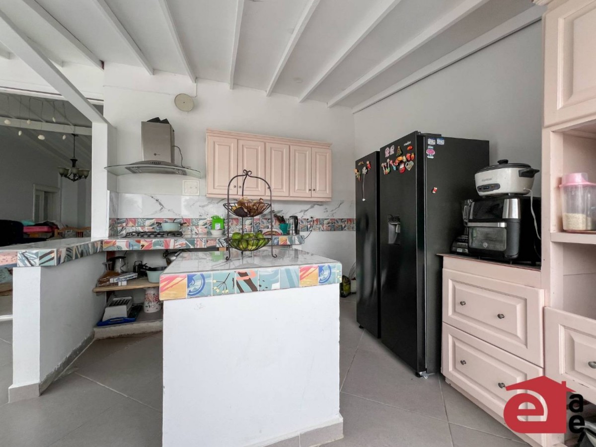 3BR House in Loma del Esmeraldal (145 m²) - 2