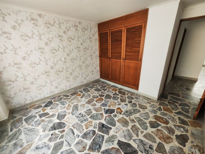 Apartamento de 3 alcobas en arriendo en Laureles, Medellín, 130 m² · foto 11 de 15