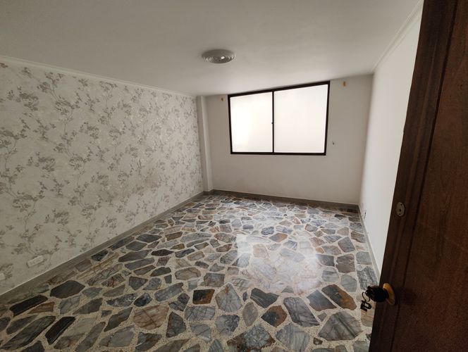 Apartamento de 3 alcobas en arriendo en Laureles, Medellín, 130 m² · foto 12 de 15