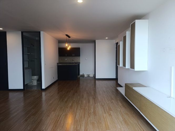 Apartamento de 2 alcobas en arriendo en El Poblado, Medellín, 76 m² · foto 8 de 17