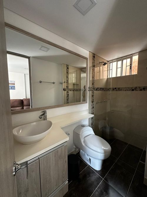 Apartamento de 4 alcobas en venta en El Salado, Envigado, 152 m² · foto 5 de 16