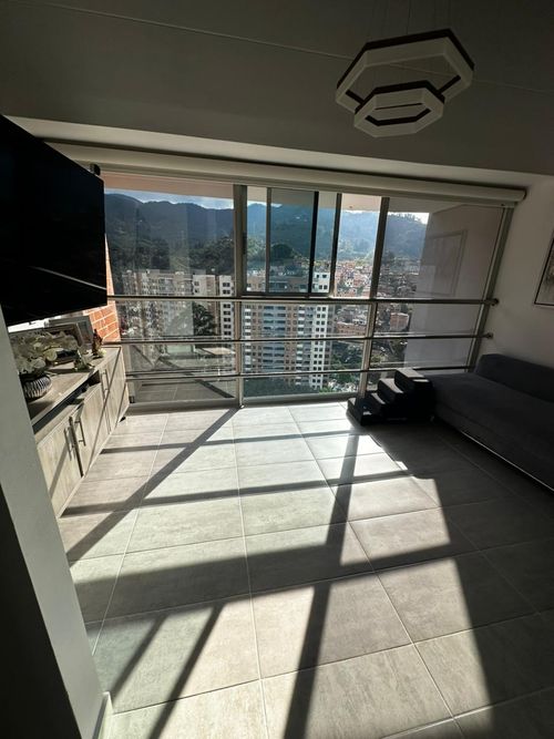 Apartamento de 4 alcobas en venta en El Salado, Envigado, 152 m² · foto 8 de 16