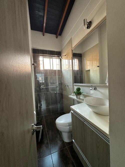 Apartamento de 4 alcobas en venta en El Salado, Envigado, 152 m² · foto 16 de 16