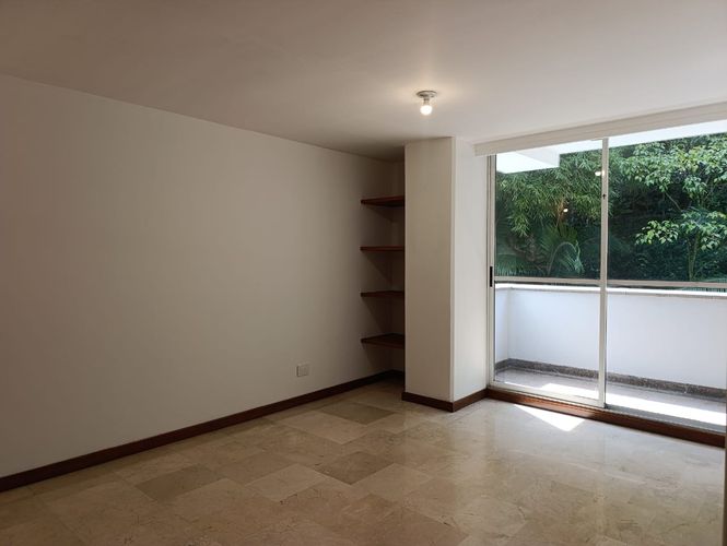 Apartamento de 2 alcobas en arriendo en San Lucas, Medellín, 80 m² · foto 2 de 16