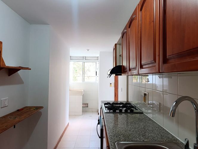 Apartamento de 2 alcobas en arriendo en San Lucas, Medellín, 80 m² · foto 6 de 16
