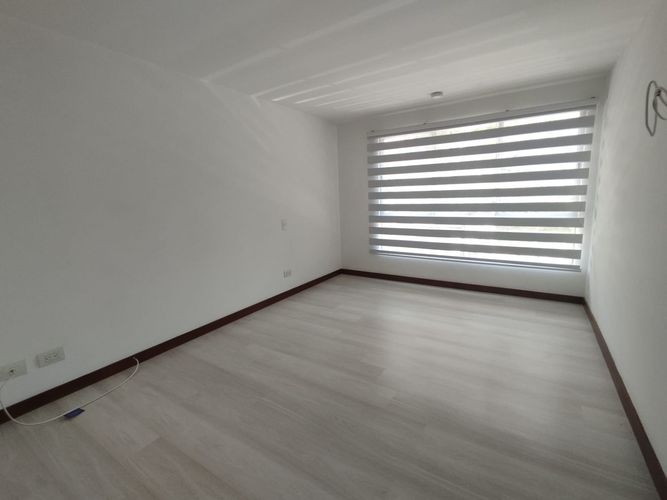 Apartamento de 2 alcobas en arriendo en Loma Del Escobero, Envigado, 92 m² · foto 12 de 14