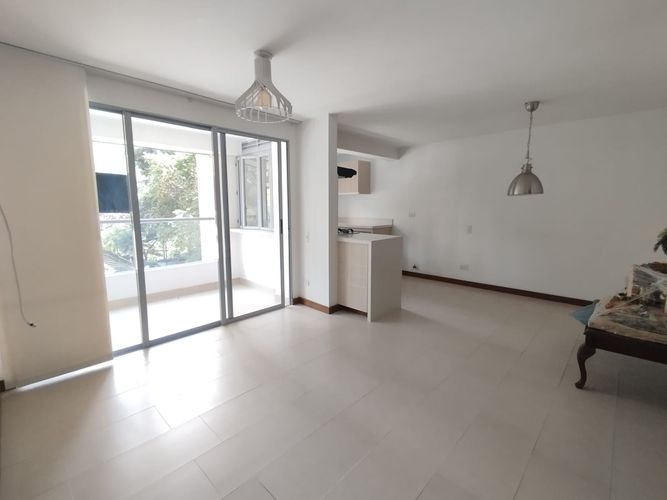 Apartamento de 2 alcobas en arriendo en Loma Del Escobero, Envigado, 92 m² · foto 14 de 14