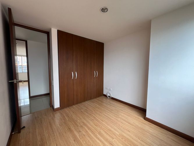 Apartamento de 3 alcobas en arriendo en Cumbres, Envigado, 102 m² · foto 13 de 17