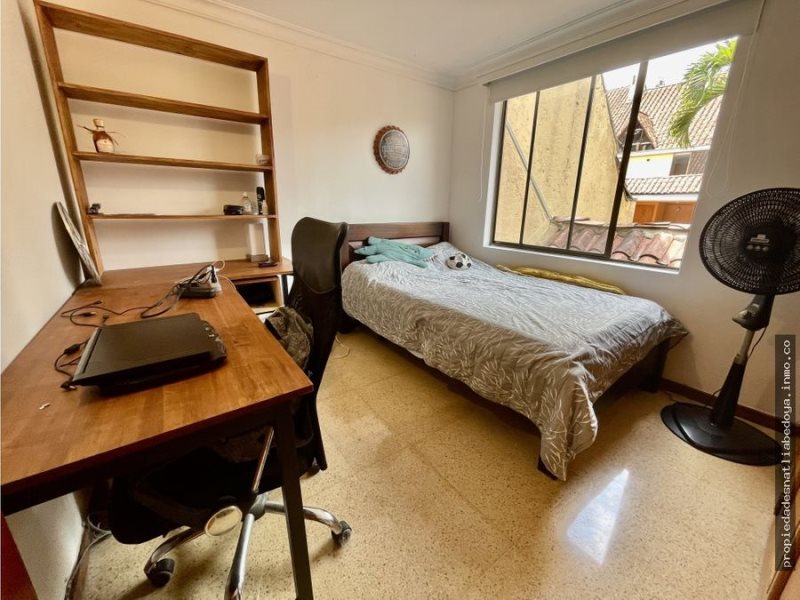 Apartamento de 5 alcobas en venta en El Diamante No. 2, Medellín, 283 m² · foto 6 de 13