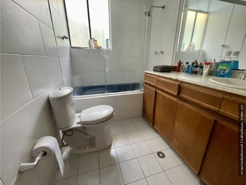 Apartamento de 5 alcobas en venta en El Diamante No. 2, Medellín, 283 m² · foto 13 de 13