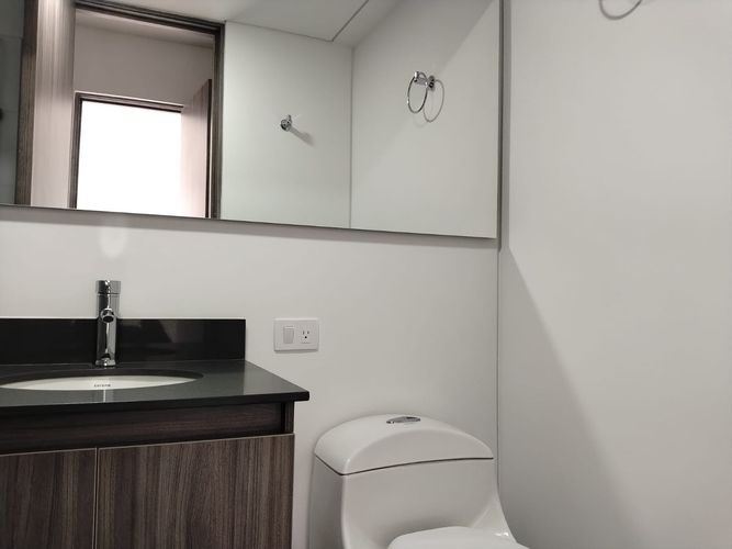 Apartamento de 3 alcobas en arriendo en La Florida, Medellín, 76 m² · foto 17 de 18